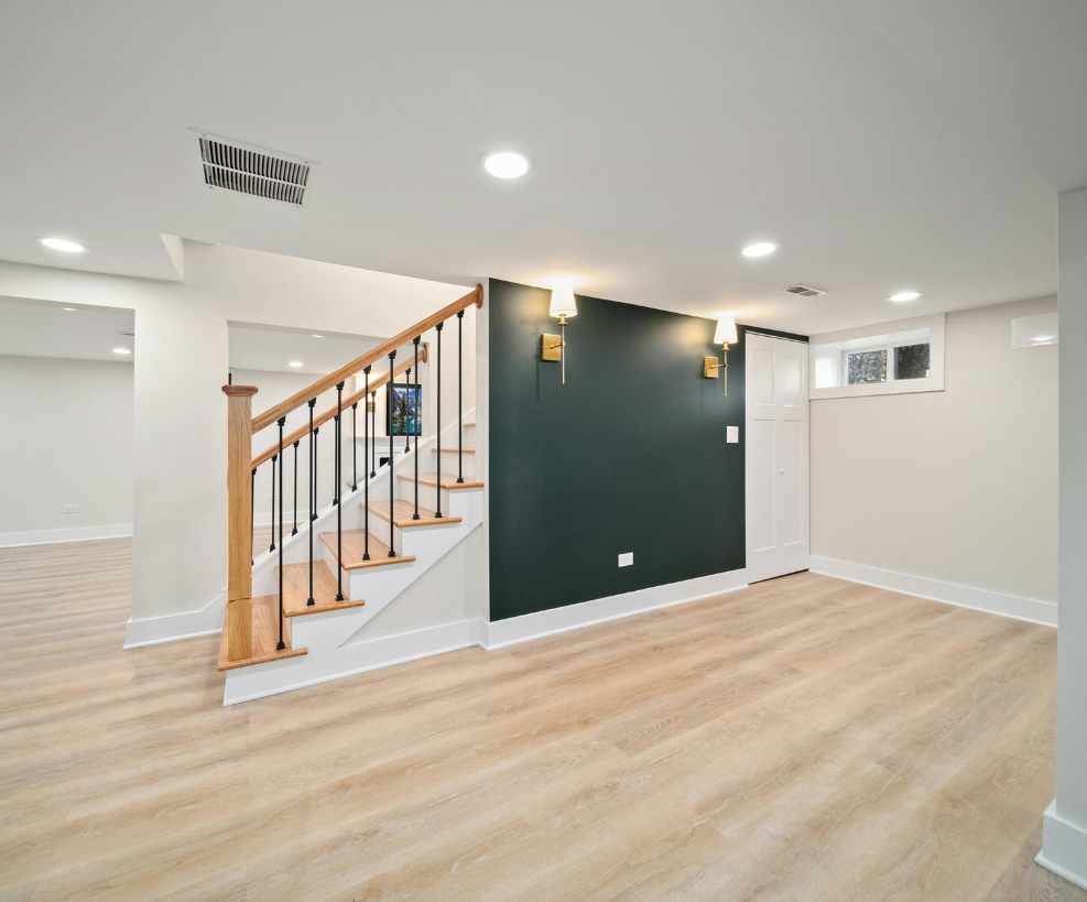 5 Red Flags to Watch Out for When Hiring Basement Construction Contractors
